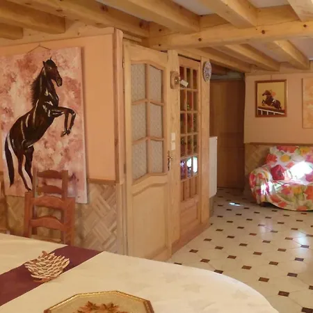 לינה וארוחת בוקר D'hotes De La Templerie-moulin